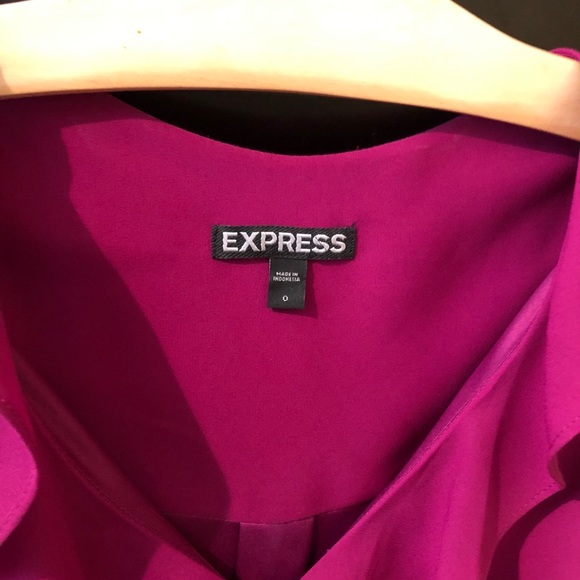 Sold - Picture 3 of 7